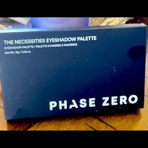 The Necessities Eyeshadow Palette